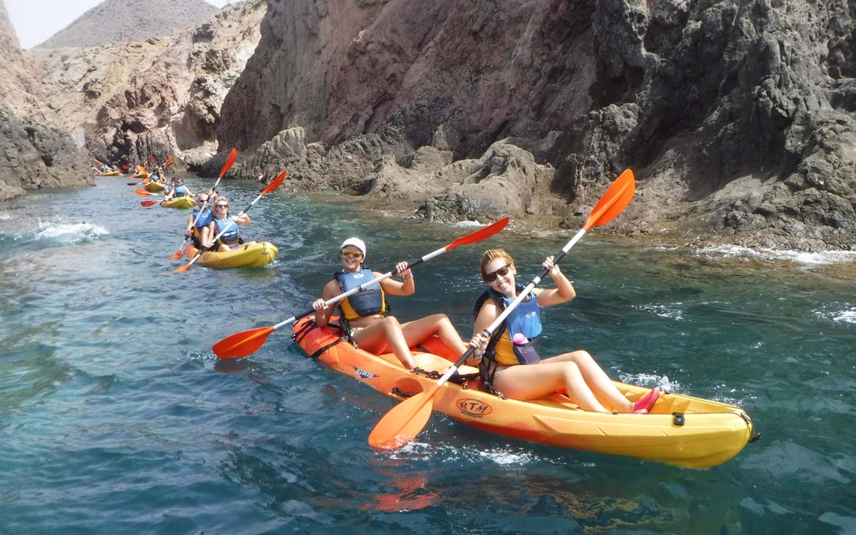 Las tres mejores rutas en kayak del Parque Natural De Cabo De Gata – Níjar